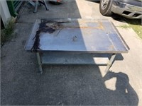 LL- 2 TIER STAINLESS TABLE