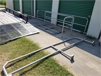 LL- STAINLESS HAND RAILS