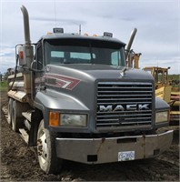 1995 Mack Box Truck (needs work)