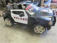 POWERWHEELS DODGE POLICE CAR NO CHARGER