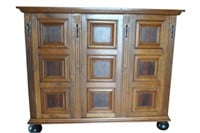Fine Vintage Oak 3 Door Cabinet