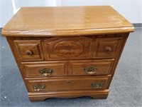 SOLID WOOD 3 DRAWER SMALL THOMASVILLE  DRESSER
