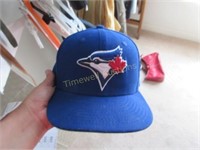 Blue Jays fitted hat - size 7 3/8
