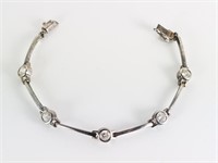 STERLING SILVER BRACELET W CLEAR ACCENT STONES