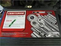 Craftsman 200 PC Mechanics Tools Set (NEW IN CASE)