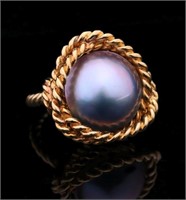 A CELLINO 18K GOLD AND TAHITIAN PEARL RING