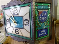 Old Style lighted clock