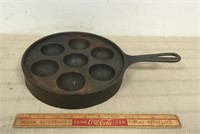 GRISWOLD CAST PAN