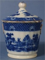 Spode 'Buffalo' pattern lidded sugar bowl