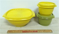 VINTAGE TUPPERWARE SERVALIER BOWL ++