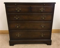 BEAUTIFUL SOLID MAHOGNAY SIDE CHEST - NIGHT STAND