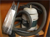 Canister Vacuum w/Attachments