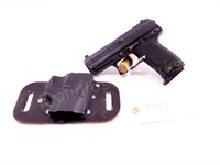 HK USP Compact Chambered in 40 S&W V1 Trigger