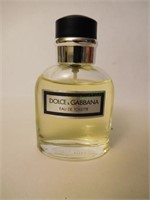 Dolce & Gabbana Eau de Toilette vaporizer.