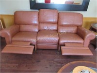 Jaymar leather sofa with reclining ends