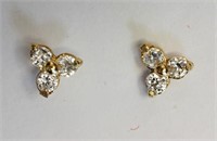 10kt Gold Cubic Zirconia Flower Shape Earrings