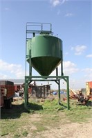 Heavybilt 20-Ton Overhead Bulk Bin - Almost New