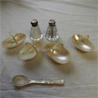 Selection Antique Mother of Pearl & Shell Items