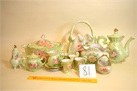 Hand Painted Set Tea Pot, Small Tea Cups, 4