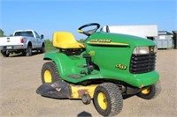 John Deere LT155 Riding Lawn Mower