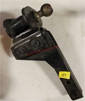 HEAVY DUTY ADJUSTABLE RECIEVER HITCH WITH 2" BALL