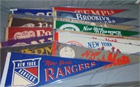 (15) Vtg College & Professional Sports Pennants