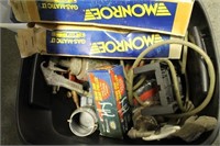 BOX LOT OF PNEUMATIC PAINT SPRAYERS OTHER ITEMS