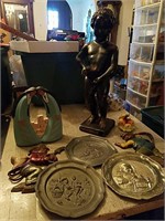 Collection of Home Decor, including several
