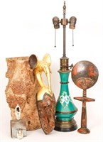 A VARIED GROUP OF ANTIQUES AND DECORATIVE ITEMS