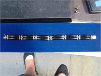14KT Black Onyx Jade Tube Bracelet W/six sections