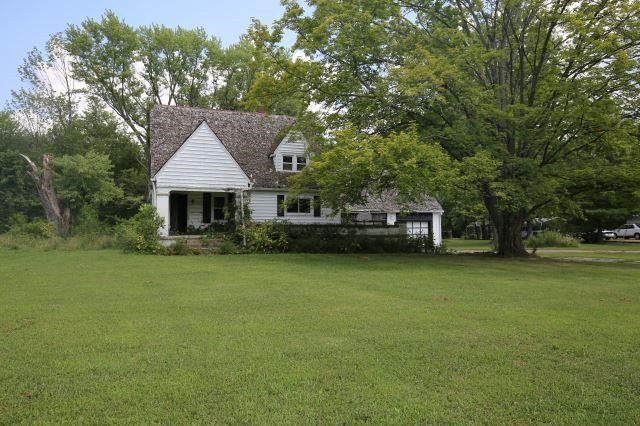 7797 S Old SR-37 | Bloomington IN | House on 17 Acres