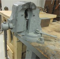 HD Bench Top Clamp Vise