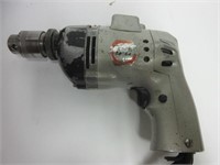BLACK AND DECKER 3/8" Electric Drill