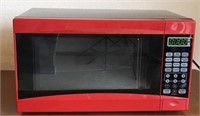 Mainstays .7 Cu Ft Microwave, Red