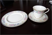 Royal Doulton Cup, Saucer & Matching Dessert Plate