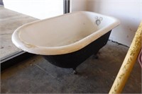 Vintage Claw Foot Bath Tub