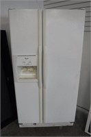 GE Whirlpool Side by Side Refigerator & Freezer