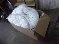 Box w/ 2 comforters