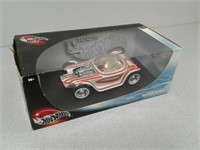 100% Hot Wheels beatnik Bandit 1/18 scale model