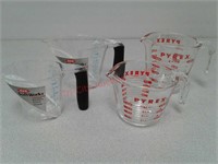 4 measuring cups - Oxo softworks one cup and two