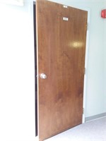 Porte 210, 35 3/4 x 79po avec tablettes