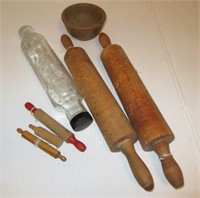 (5) Rolling pins including (1) Glass measuring