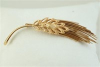 Fine Fourteen Karat Gold brooch - wheat design