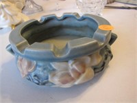 Vintage Roseville Pottery Ashtray Chip & Crack