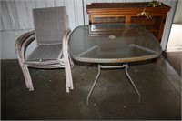 Patio Table 38 x 38 x 28H & 4 Chairs