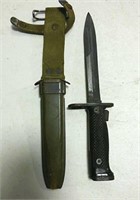 Miltary knife w/metal sheath