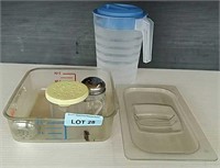 Various lot, 2 Shakers, drink jug, lid for 1/2,