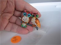 2 Owl Brooch Pin