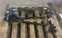 Reese hitch assembly with sway bars clamps and