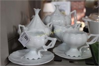 PORCELAIN TEAPOT WITH LIDDED SUGAR - CREAMER -